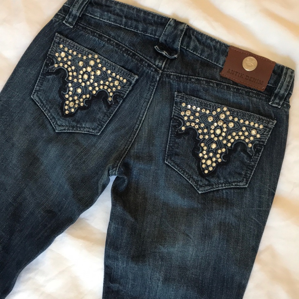ANTIK DENIM STUDDED JEANS ORIGINAL HEM. SIZE 25